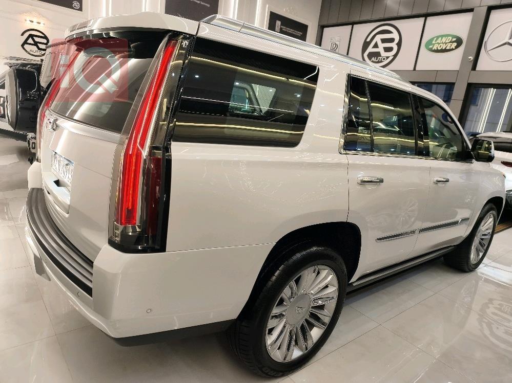 كاديلاك اسكاليد